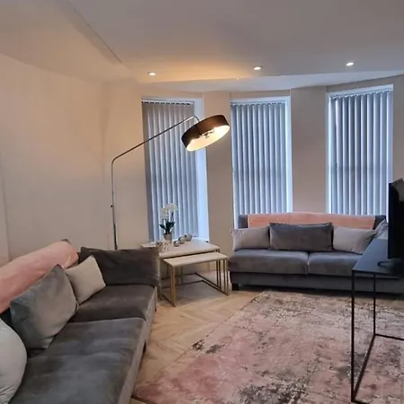 City Centre 2-bedrooms, Both En-suite, Close To Arena, Savings Leeds (West Yorkshire)